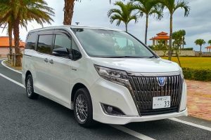 エスクァイア　ハイブリッド　GI　プレミアムPKG　ブラックテーラート　白　■ / トヨタ