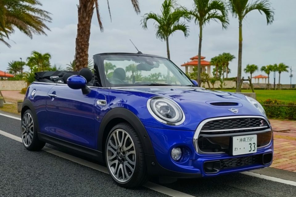ミニクーパー S 2000㏄(オープン) MINI Cooper S Convertibleブルー (シート黒)